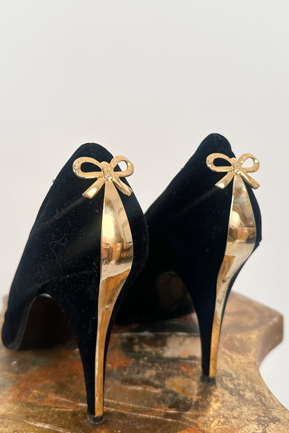 1980s Velvet Pumps with Gold Bow Details / Size 8