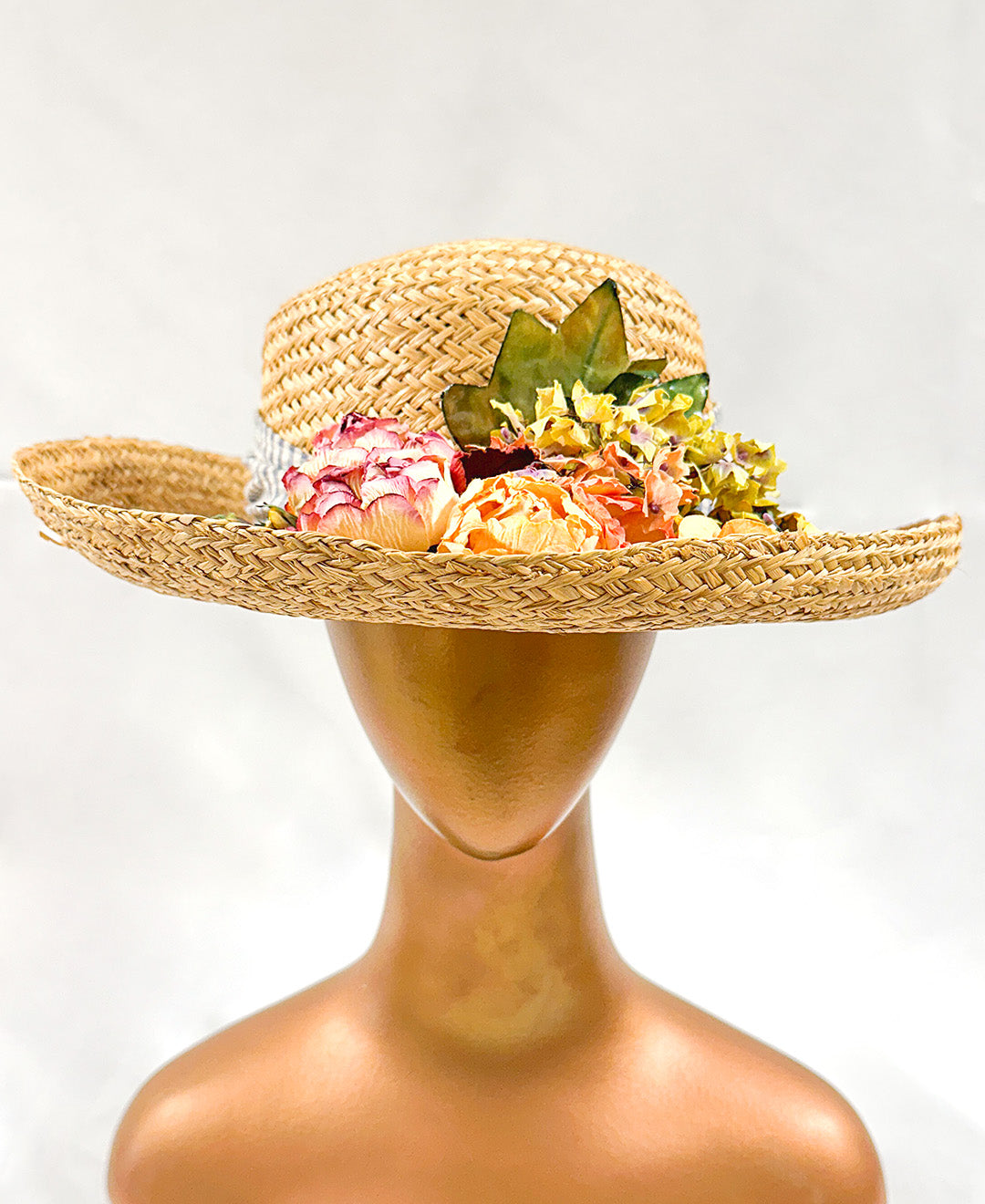1990s 'Nancy Meyers' Romcom Summer Straw Hat with Roses