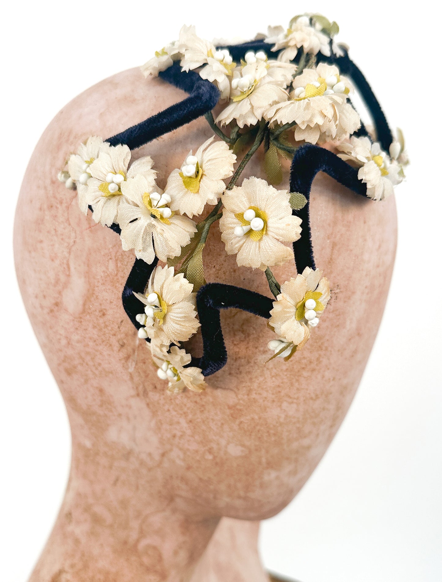 1950s Velvet Fascinator with White Florals / OSFM