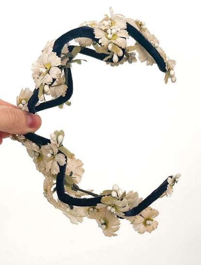 1950s Velvet Fascinator with White Florals / OSFM