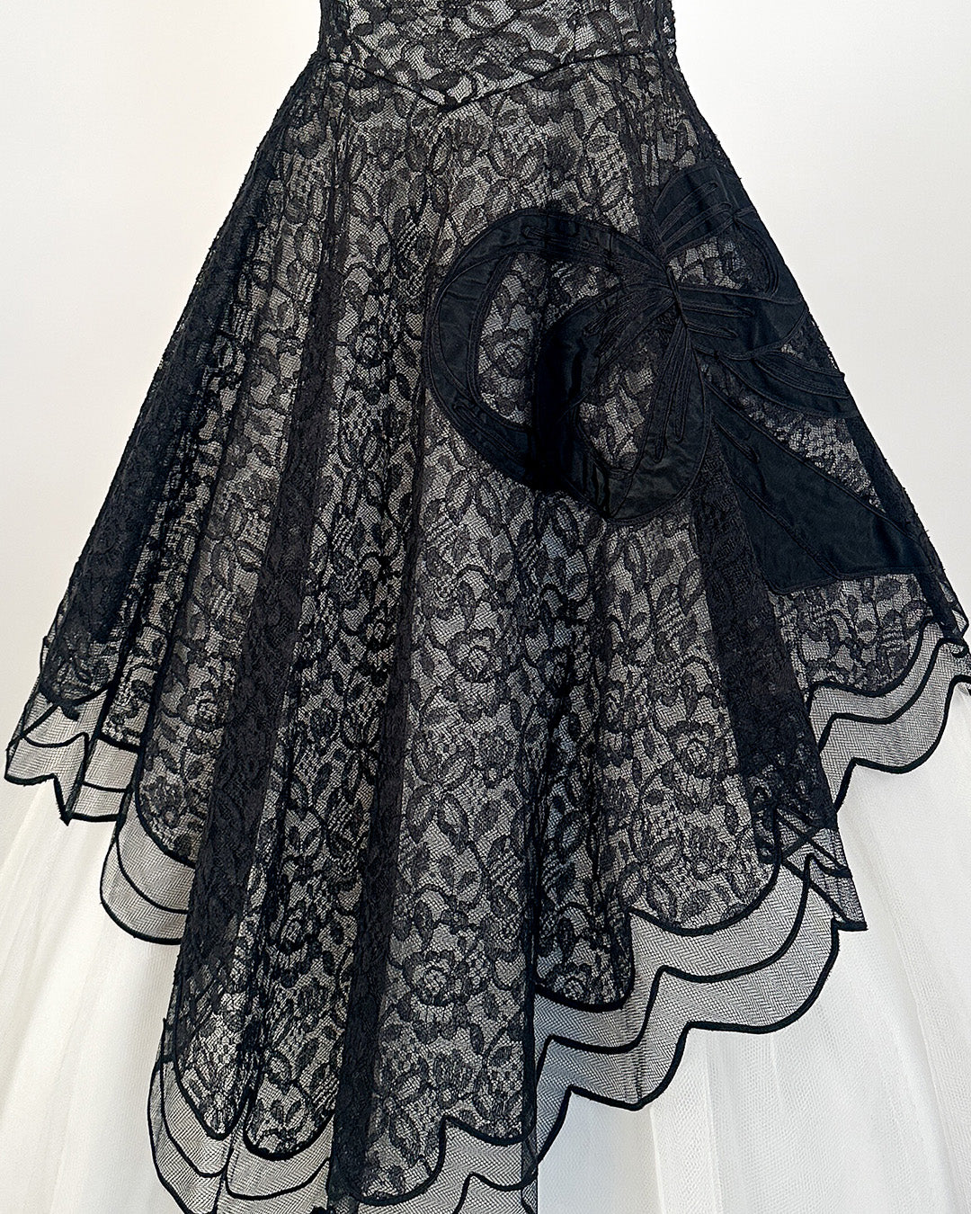 1950s Stunning and Rare Lace and Tulle Ball Gown by Emma Domb / Waist 28