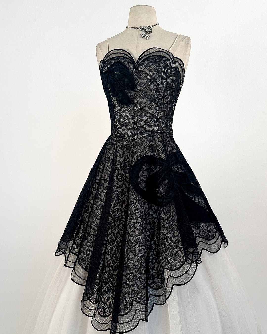 1950s Stunning and Rare Lace and Tulle Ball Gown by Emma Domb / Waist 28
