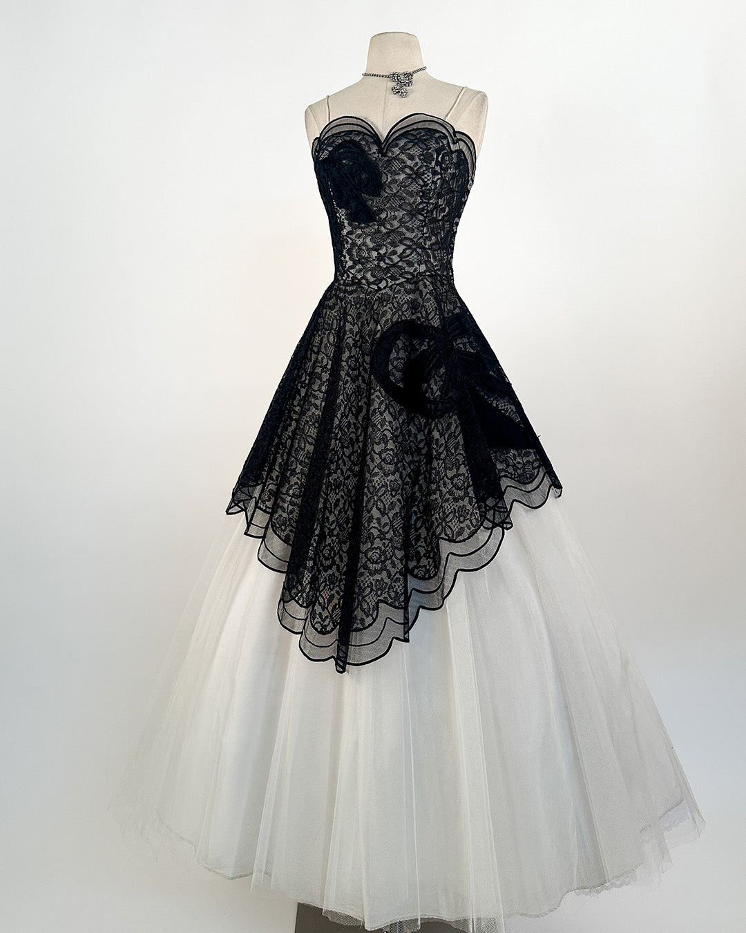 1950s Stunning and Rare Lace and Tulle Ball Gown by Emma Domb / Waist 28