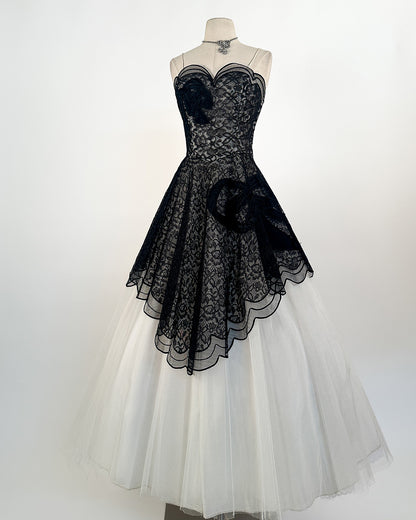 1950s Stunning and Rare Lace and Tulle Ball Gown by Emma Domb / Waist 28