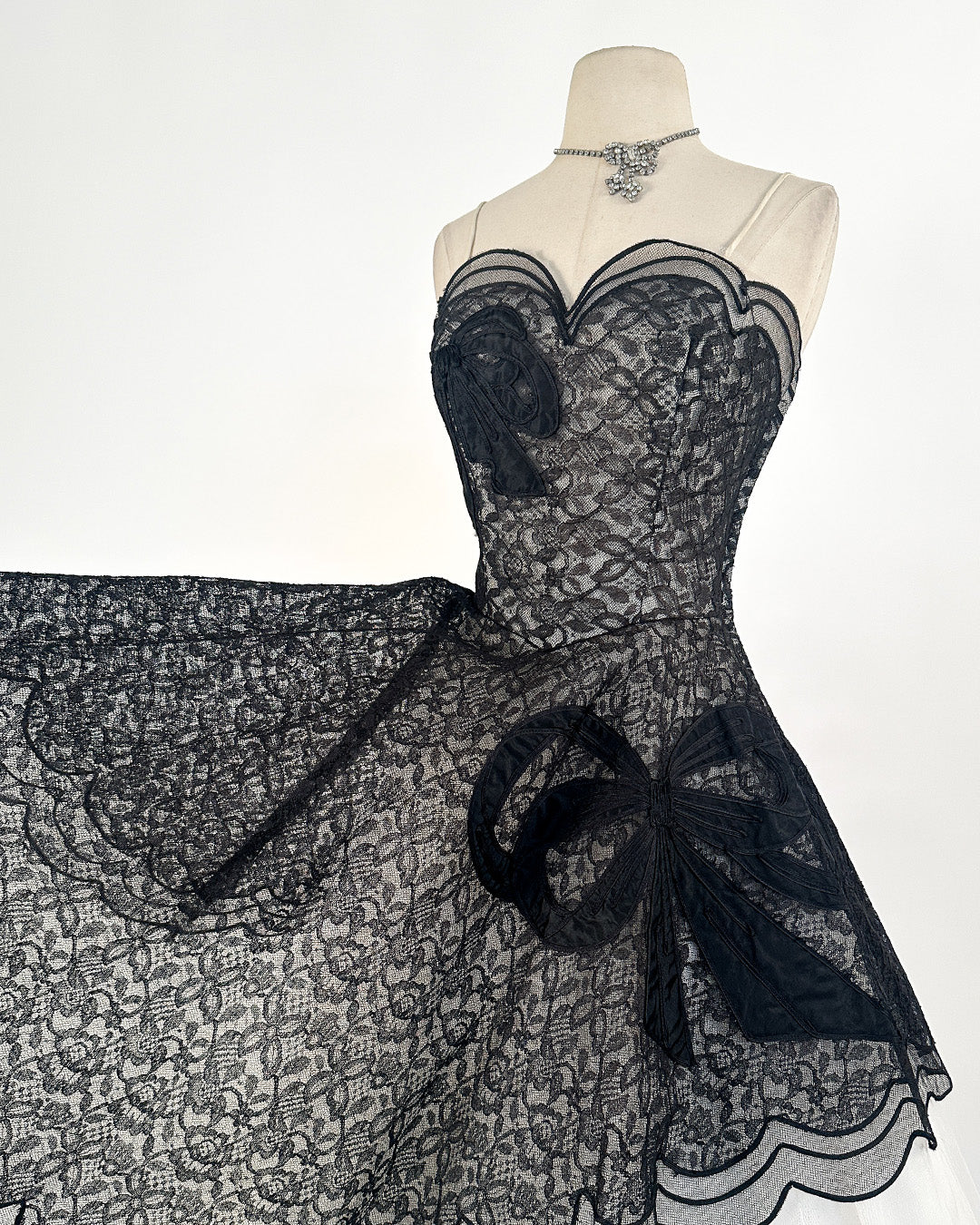 1950s Stunning and Rare Lace and Tulle Ball Gown by Emma Domb / Waist 28