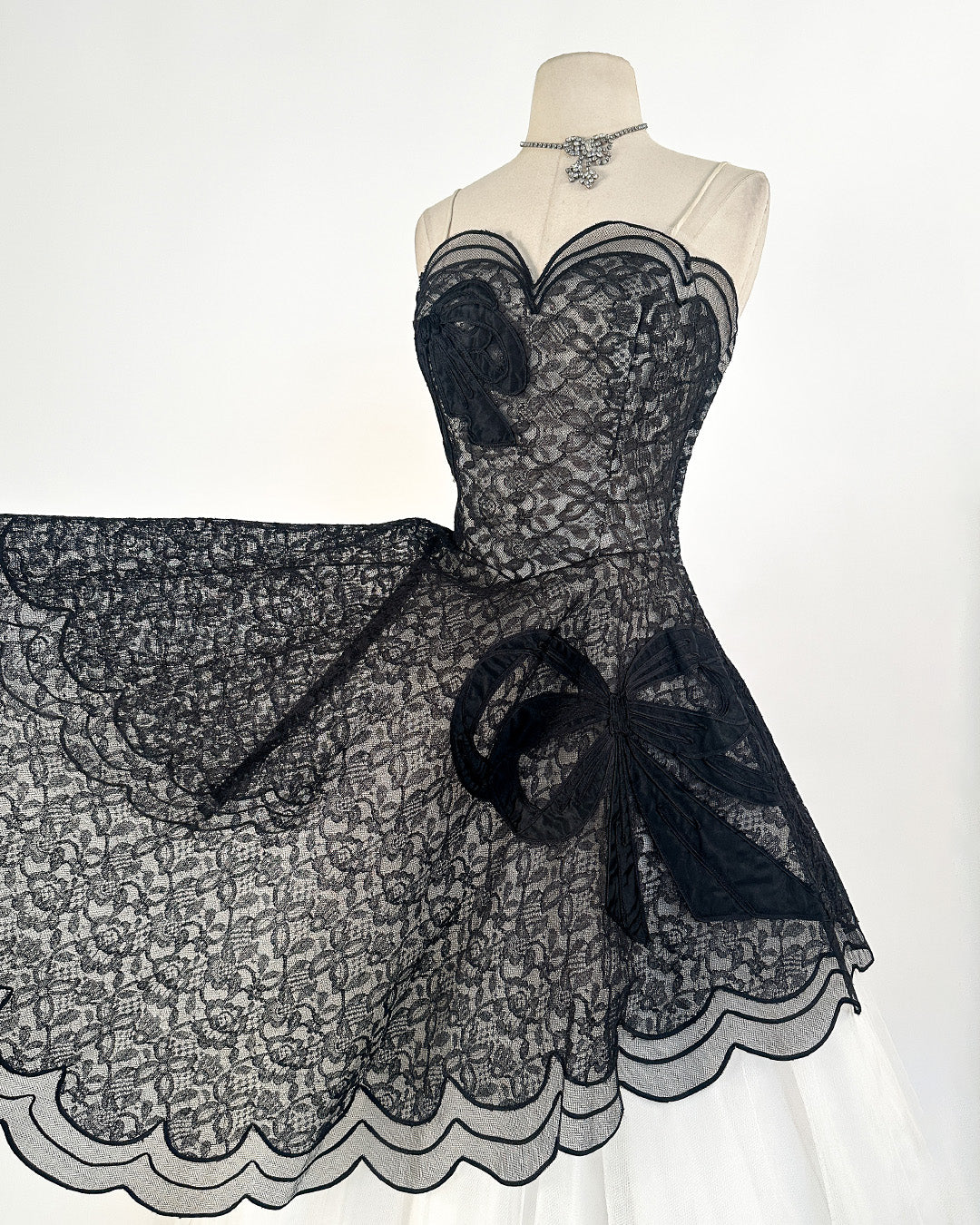 1950s Stunning and Rare Lace and Tulle Ball Gown by Emma Domb / Waist 28