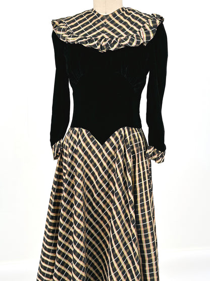 1940s Black Velvet and Plaid Taffeta Gown / Waist 24