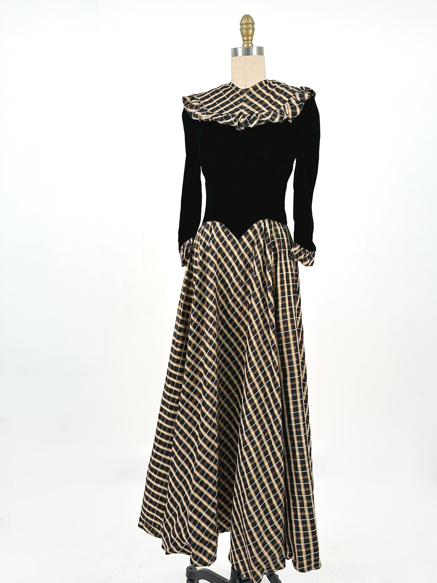 1940s Black Velvet and Plaid Taffeta Gown / Waist 24