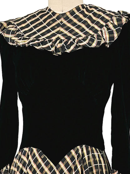 1940s Black Velvet and Plaid Taffeta Gown / Waist 24
