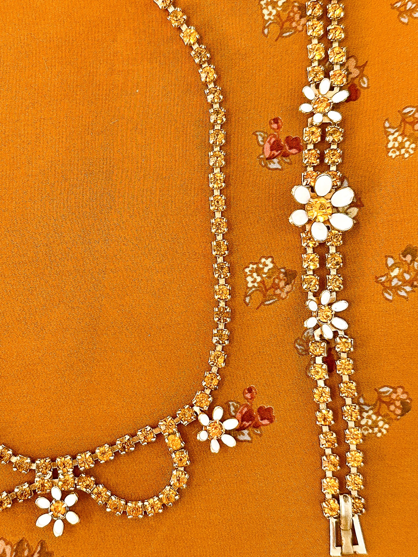 1950-60s Amber Rhinestone and Enamel Daisy Necklace/Bracelet Set