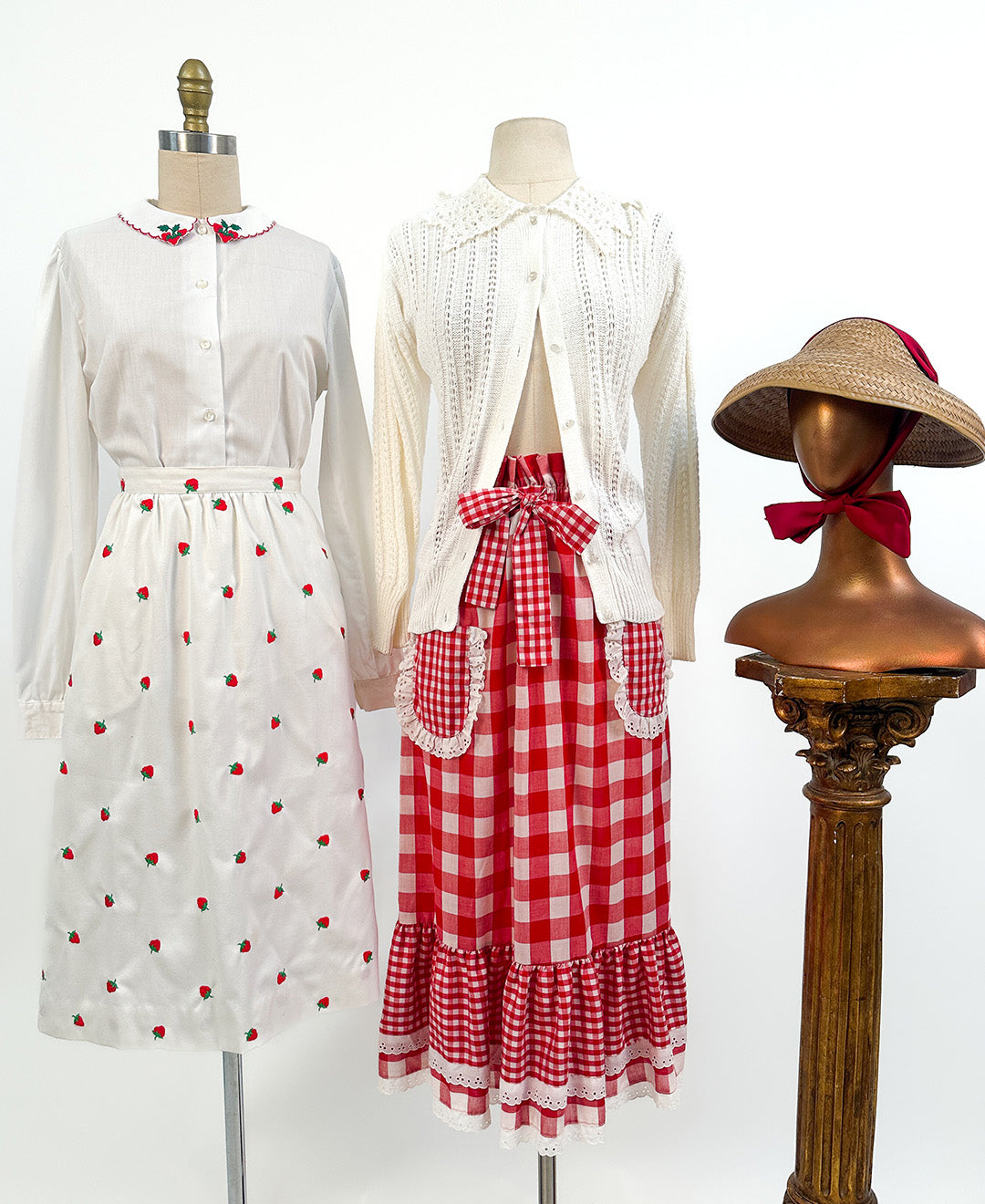 1960s Red Gingham Skirt / Waist 24-34