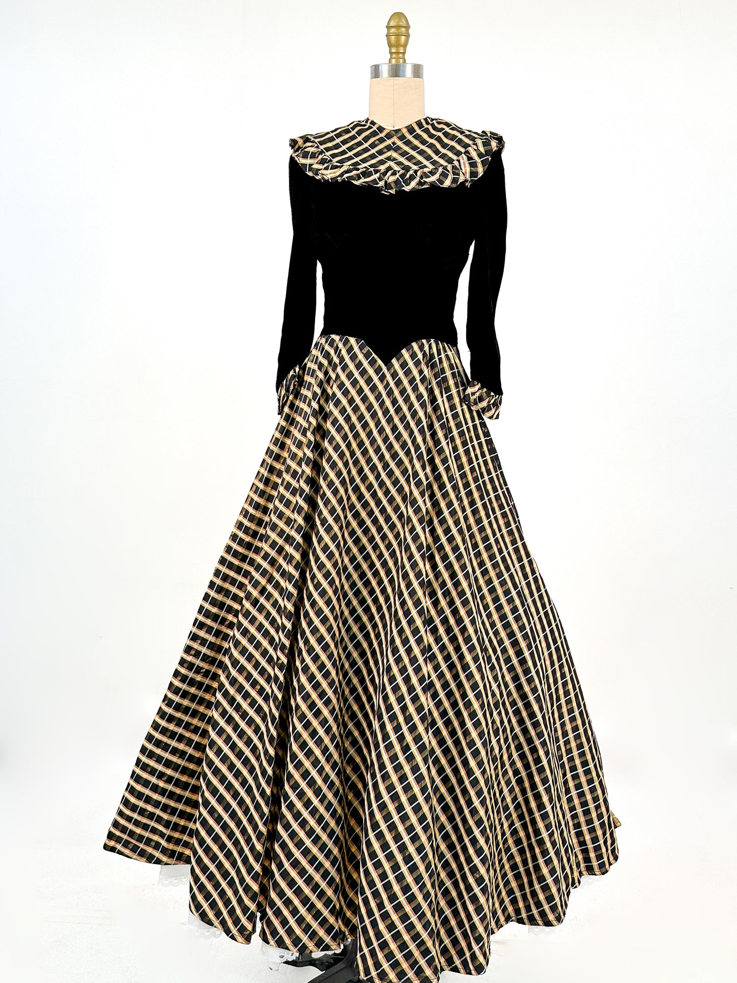 1940s Black Velvet and Plaid Taffeta Gown / Waist 24