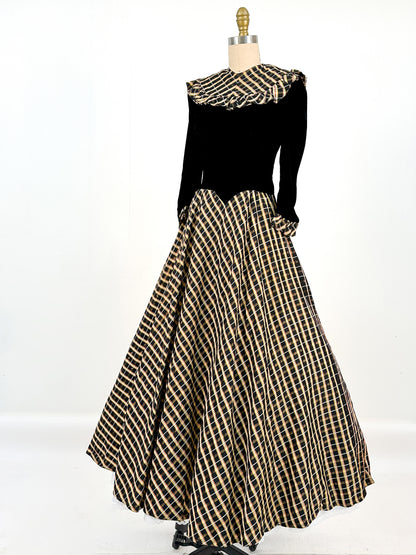 1940s Black Velvet and Plaid Taffeta Gown / Waist 24