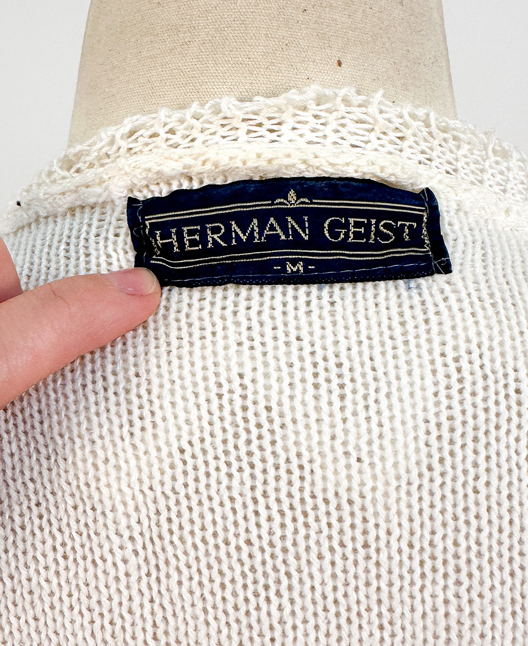 1990s White Cottage-Core Knitted Cardigan / Medium - Large