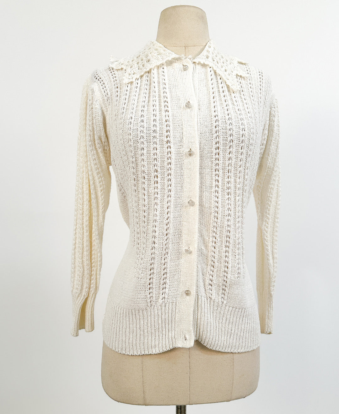 1990s White Cottage-Core Knitted Cardigan / Medium - Large