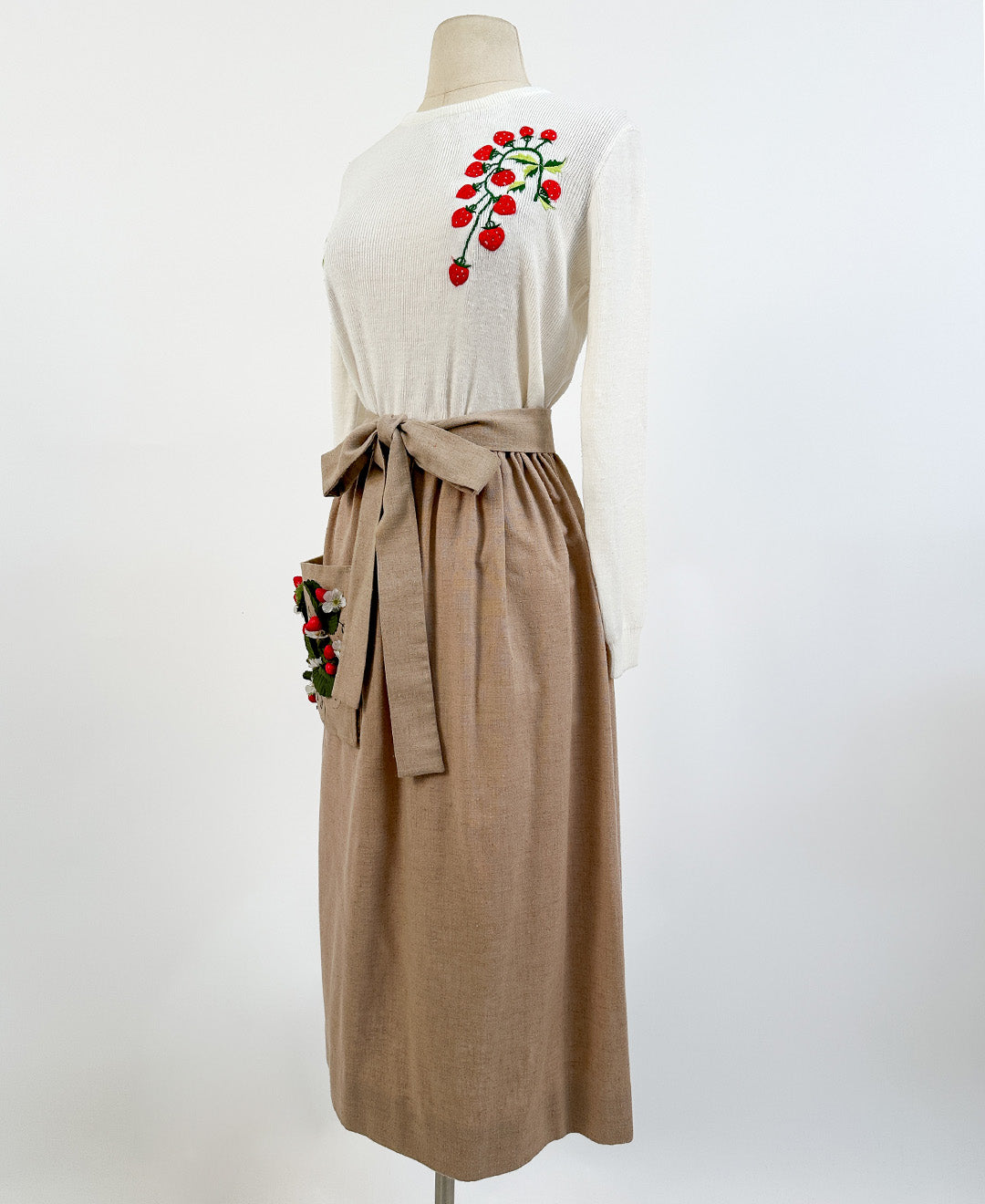 1960s 'Pick-A-Pocket' Skirt / Waist 24-36"