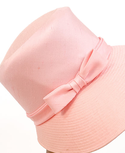 1960s Pink Bonnet-Styled Wide Brim Hat