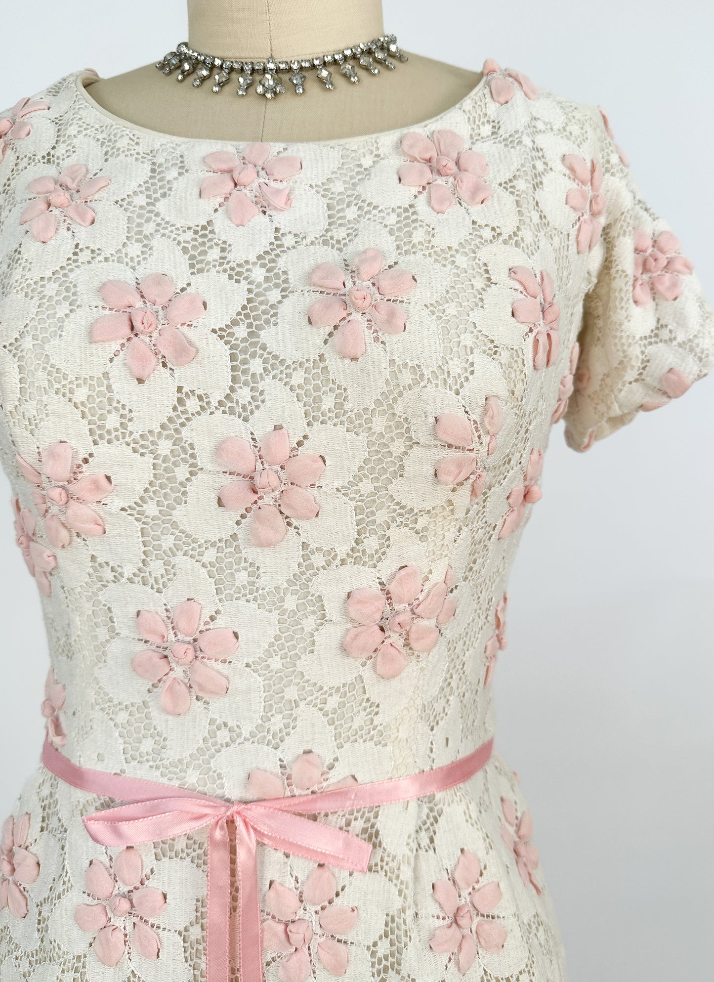 1960s Lace Wiggle Dress with Pink Flowers / Waist 26
