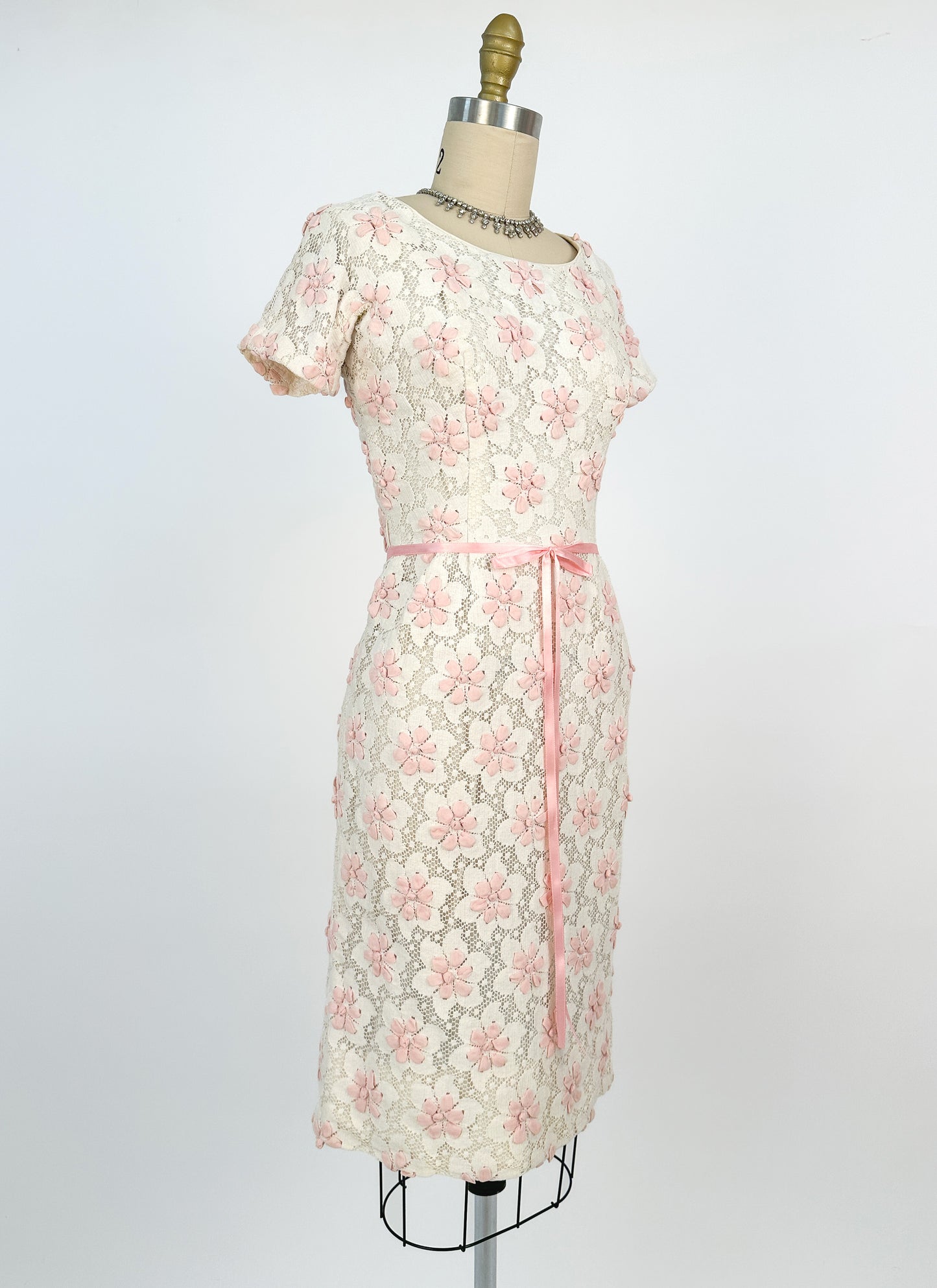 1960s Lace Wiggle Dress with Pink Flowers / Waist 26