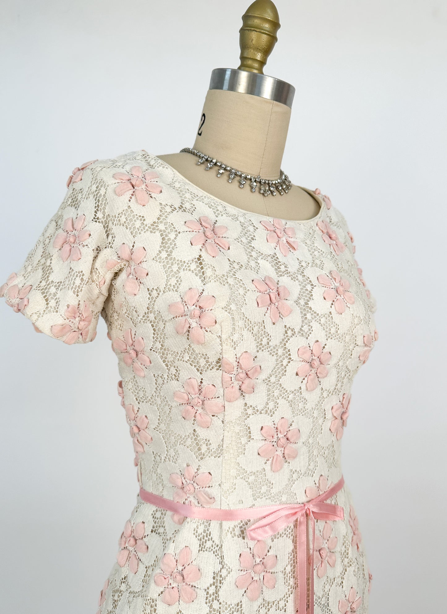 1960s Lace Wiggle Dress with Pink Flowers / Waist 26