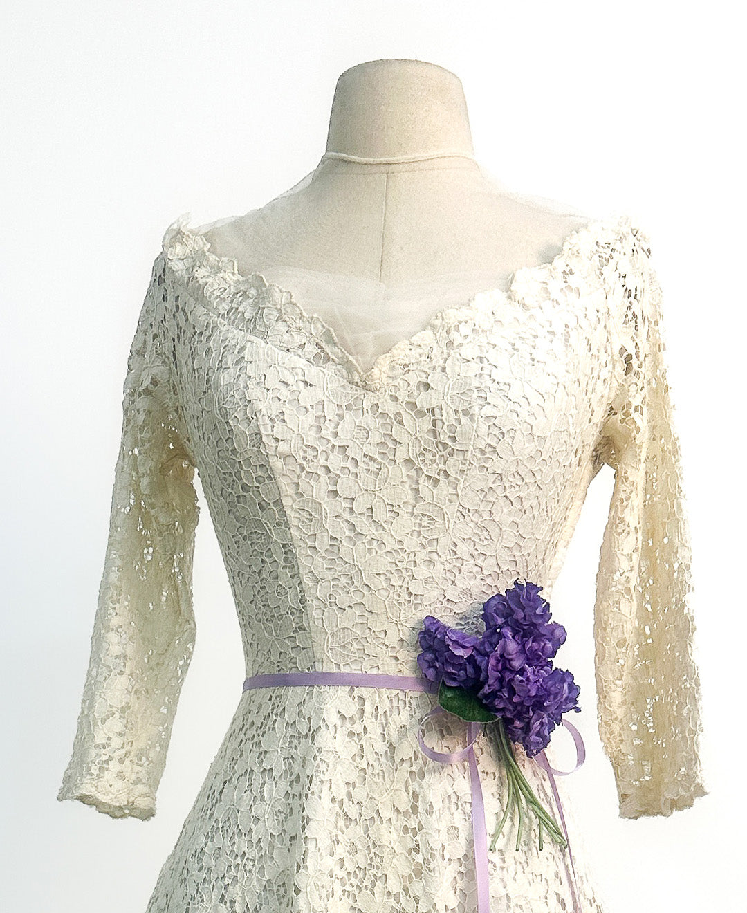 1950s Ivory Lace Wedding Dress with Illusion Neckline / Waist 26