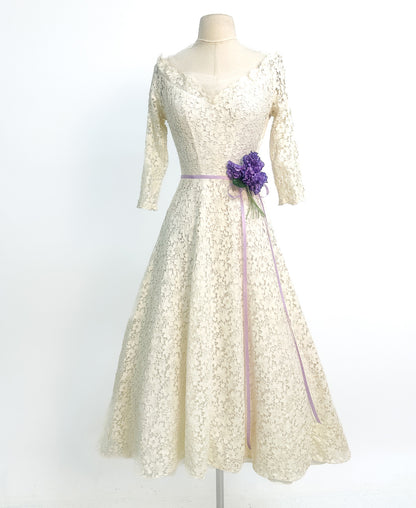 1950s Ivory Lace Wedding Dress with Illusion Neckline / Waist 26