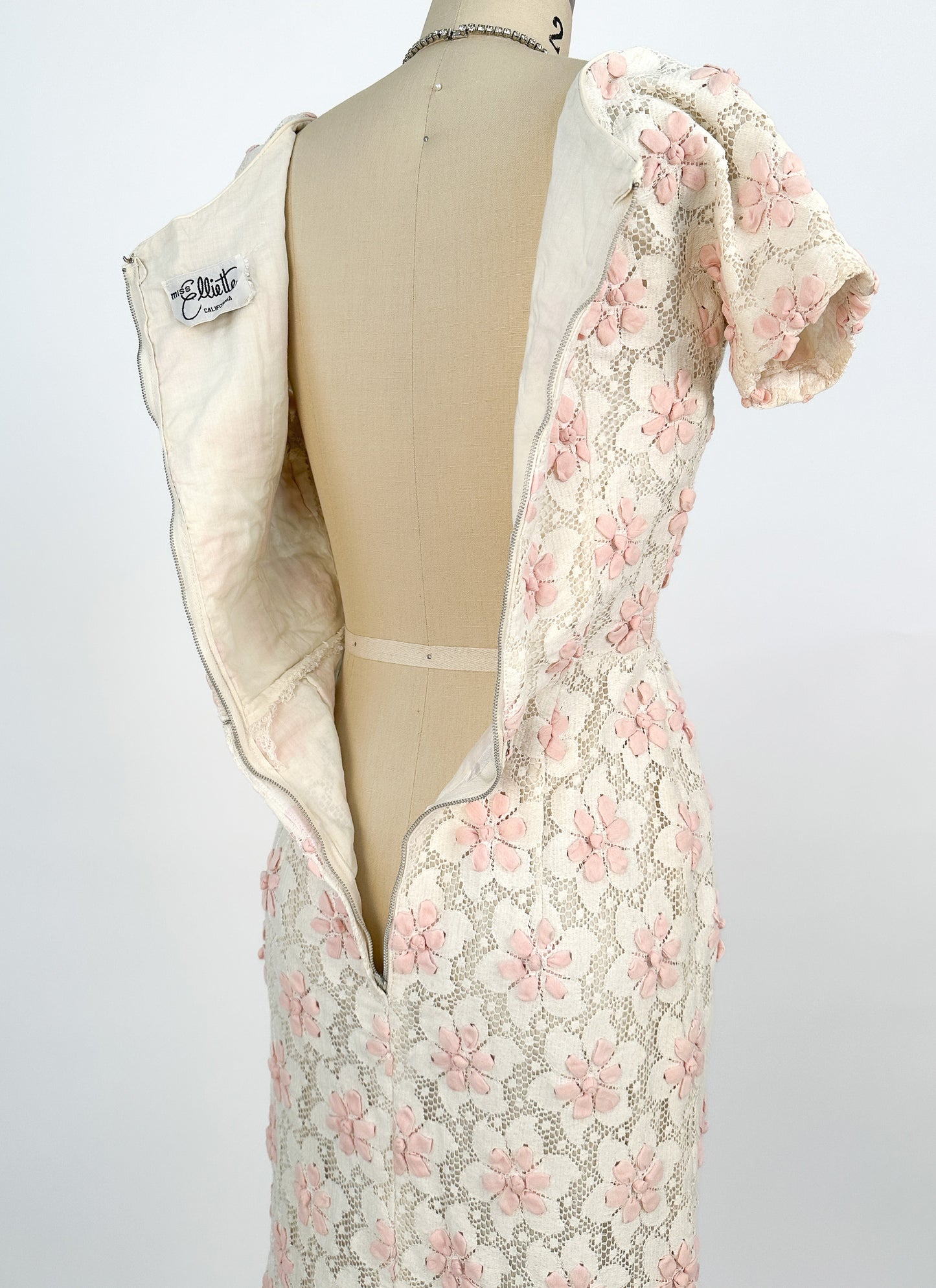 1960s Lace Wiggle Dress with Pink Flowers / Waist 26