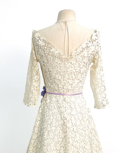 1950s Ivory Lace Wedding Dress with Illusion Neckline / Waist 26