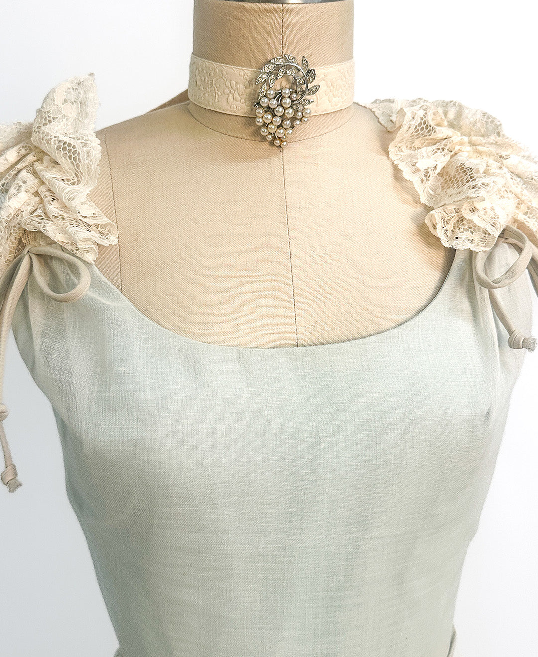 1960s Sea Green and Lace Dress / Waist 28