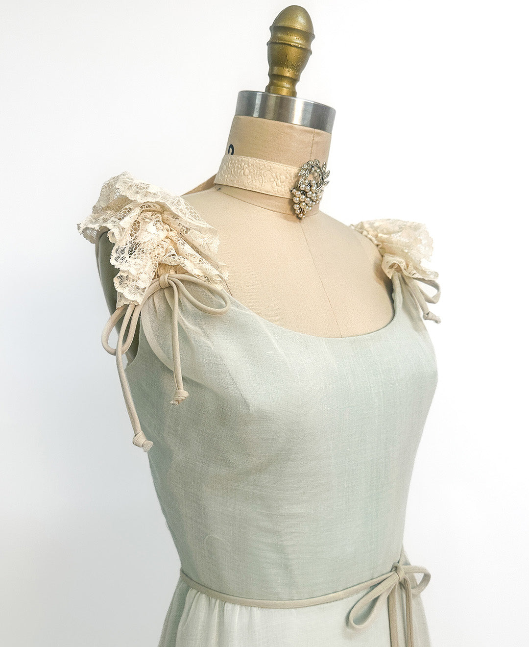 1960s Sea Green and Lace Dress / Waist 28