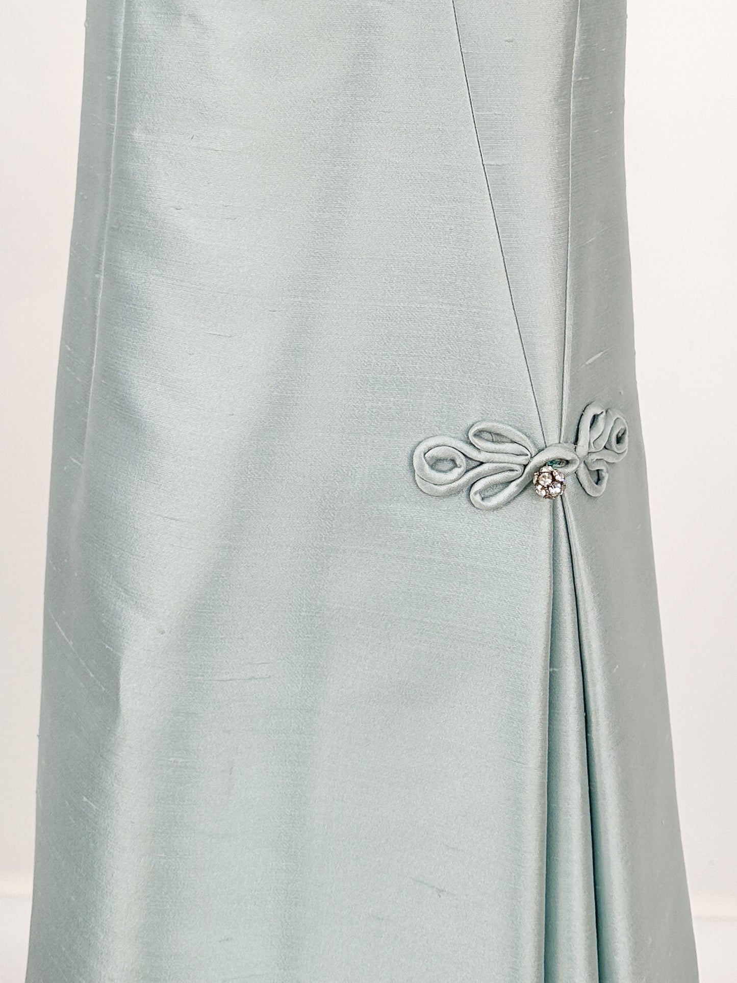 1960s Ice Blue Shantung Shift Dress / Waist 33