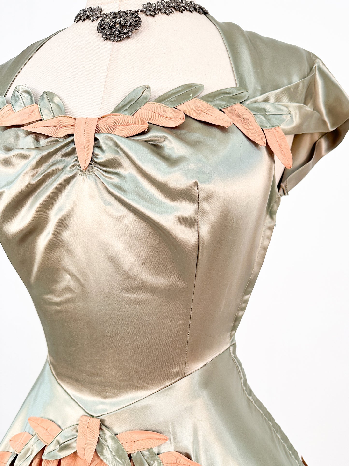 Late 1940s Sage Green Liquid Satin and Tan Leafed Trimmed Evening Gown / Waist 26
