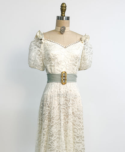 1970s White Lace Gown with Puffy Sleeves / Waist 26