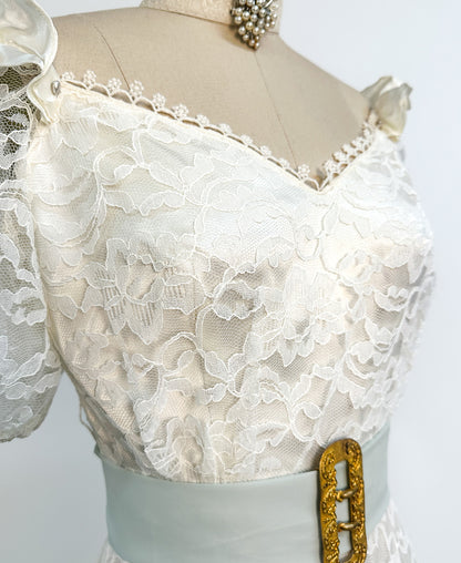 1970s White Lace Gown with Puffy Sleeves / Waist 26