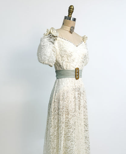 1970s White Lace Gown with Puffy Sleeves / Waist 26