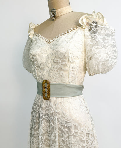 1970s White Lace Gown with Puffy Sleeves / Waist 26