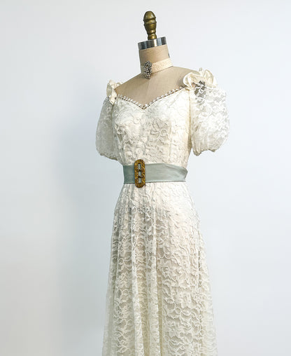 1970s White Lace Gown with Puffy Sleeves / Waist 26