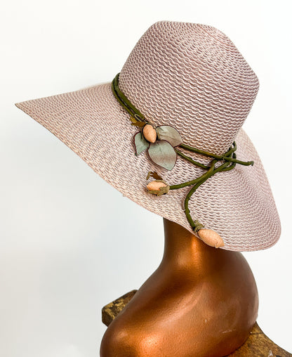 1970s 'Floppy' Pale Pink Rose Bud Sun Hat