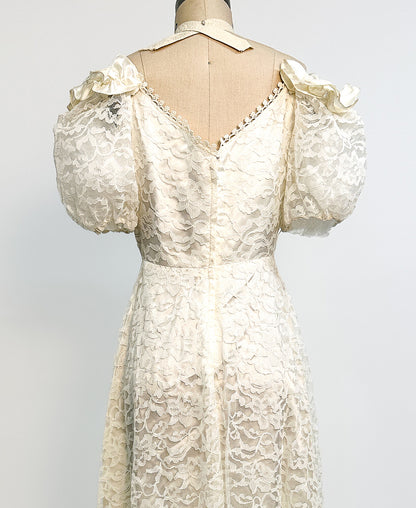 1970s White Lace Gown with Puffy Sleeves / Waist 26
