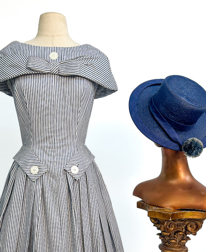 1950s Seersucker Dress by Suzy Perette / Waist 26