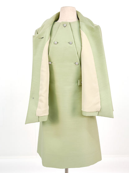 1960s Matching Pistachio Shift Dress & Swing Jacket / Bust 42