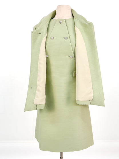 1960s Matching Pistachio Shift Dress & Swing Jacket / Bust 42