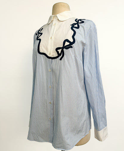 00s Cotton Pinstriped Button Up with Bows / Bust 36