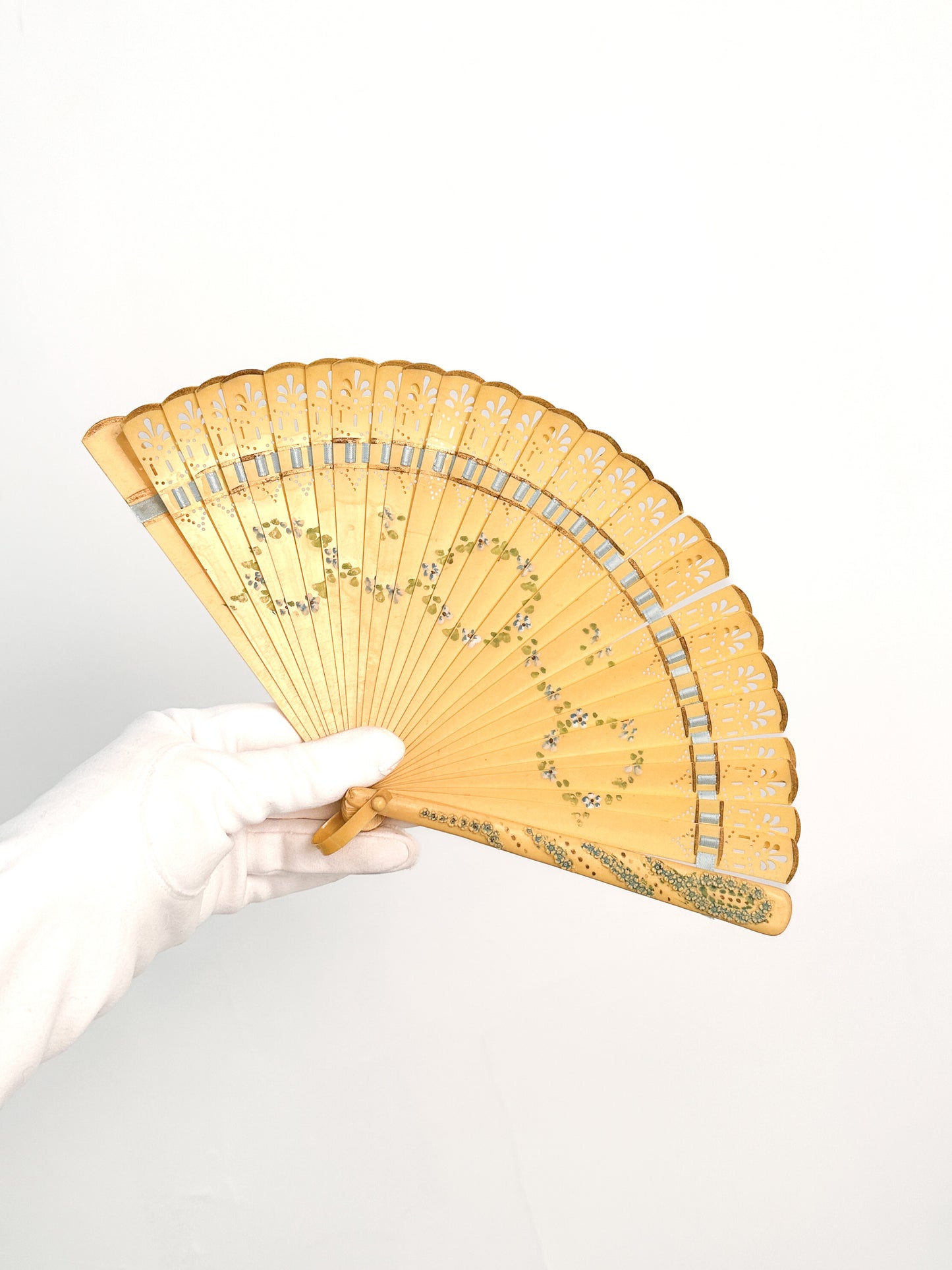 Late 1800s Antique Celluloid Hand Fan