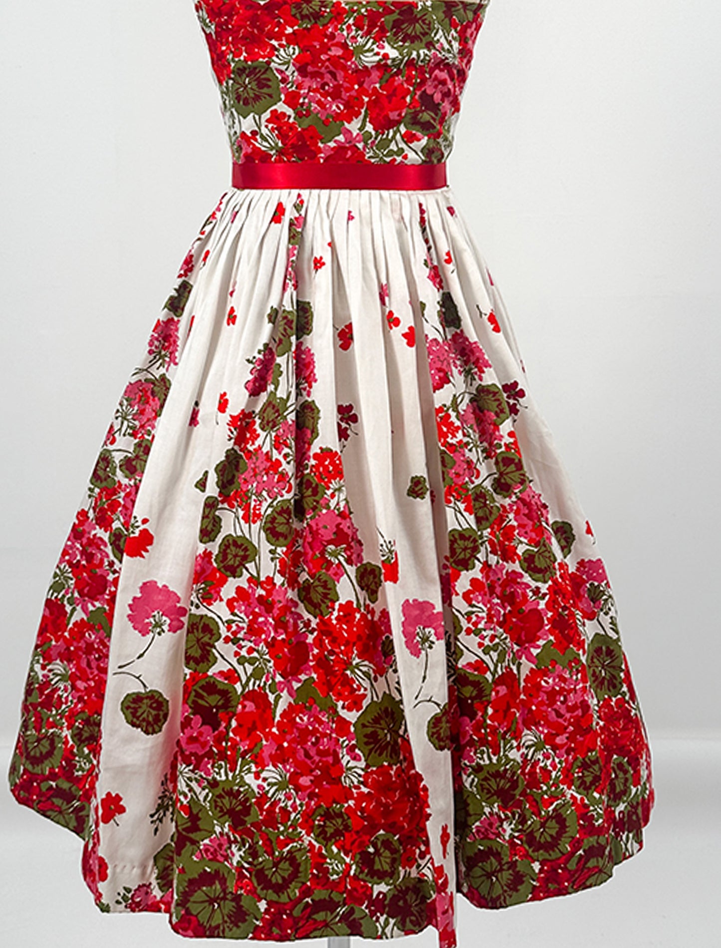 1950s Floral Cotton Halter Dress / Waist 24