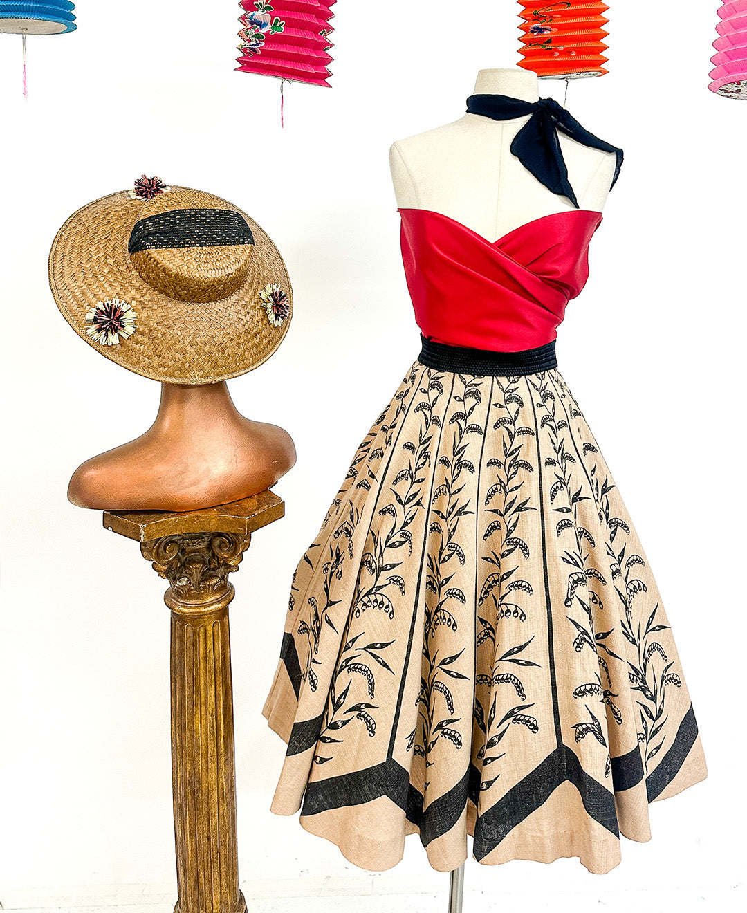 1950s Woven Circle Skirt 'Wheat' Print / Waist  28-32"