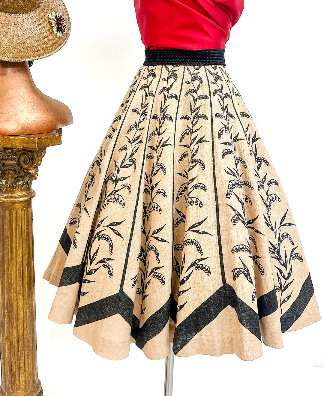 1950s Woven Circle Skirt 'Wheat' Print / Waist  28-32"