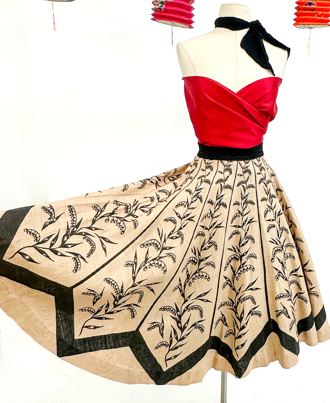 1950s Woven Circle Skirt 'Wheat' Print / Waist  28-32"