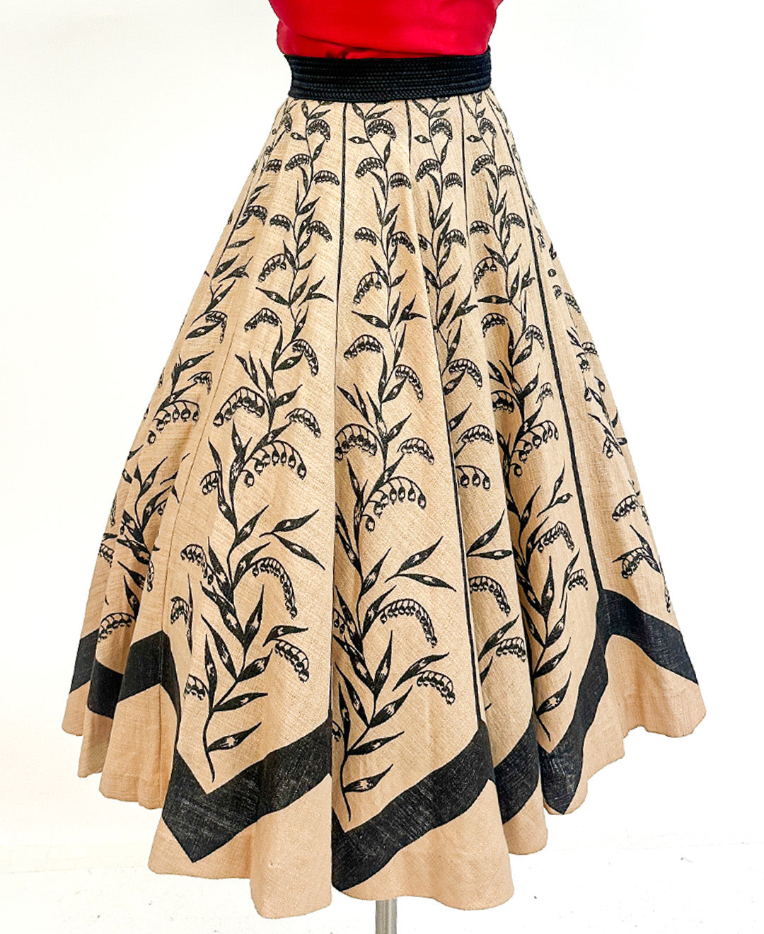 1950s Woven Circle Skirt 'Wheat' Print / Waist  28-32"