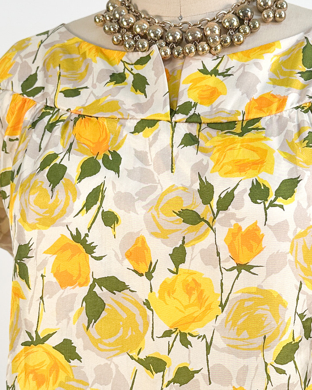 1950s Yellow Rose Wiggle Dress / Waist 28